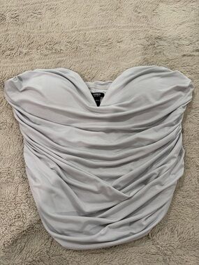 EXPRESS Body contour collection STRAPLESS Ruched Light Gray